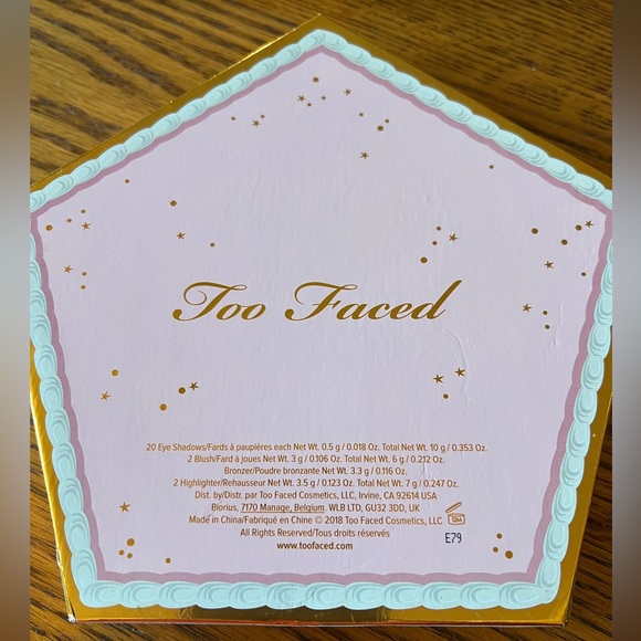 Too Faced Gjngerbread Girl eyeshadow and blush palette.Never used. - Picture 2 of 3